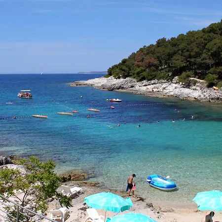 By The Sea Apartman *